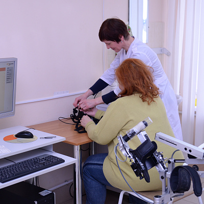 Кинезиотерапия в Университетской клинике им. Е.М. Бурцева